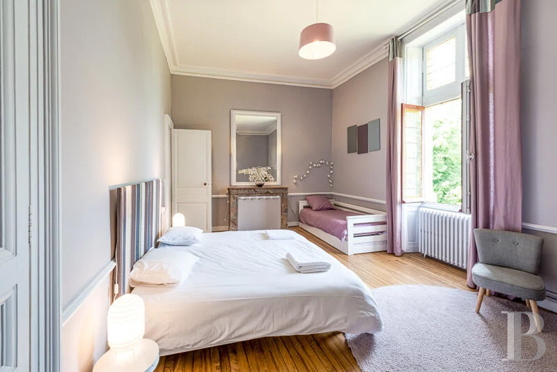 A family chateau in the heart of a vast 200-hectare estate north-west of Nantes, in the Loire-Atlantique - photo  n°11